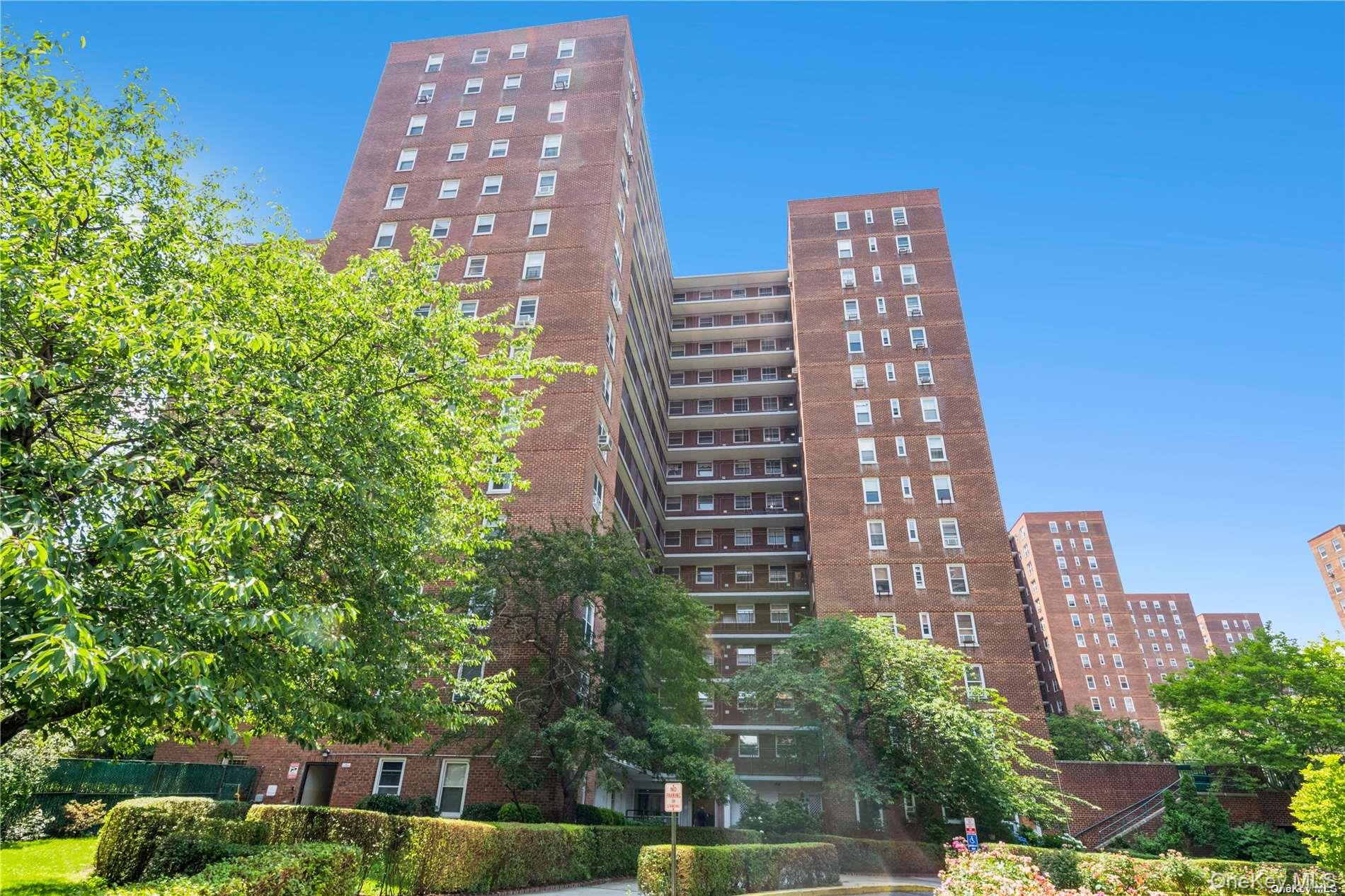 98-20 62nd Drive, Apt 9-N, Rego Park, NY 11374