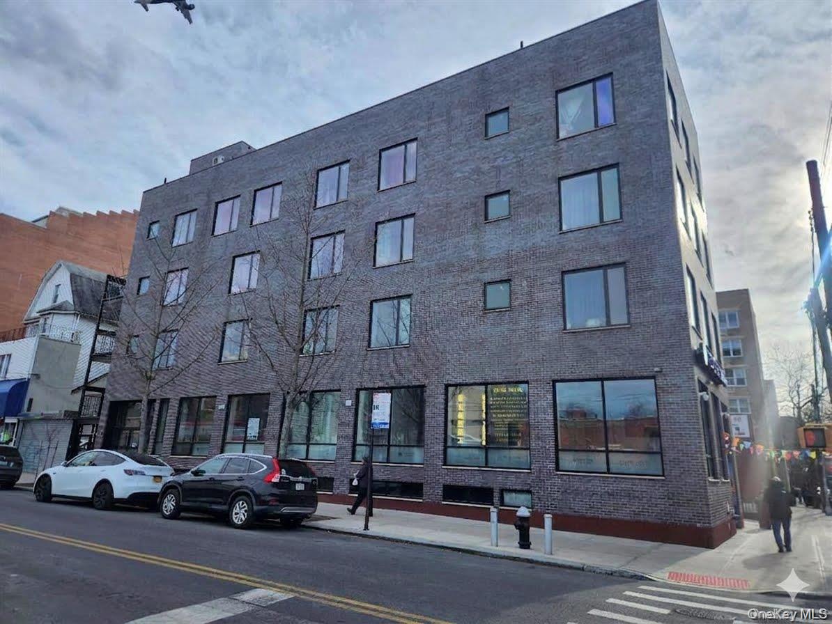 42-08 Bowne Street, Apt 102, Flushing, NY 11355