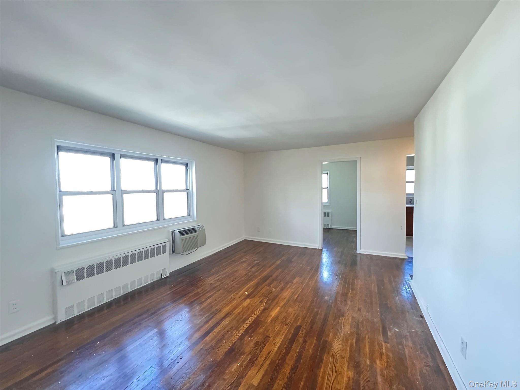 189 Drake Avenue, Apt 2-C, New Rochelle, NY 10805