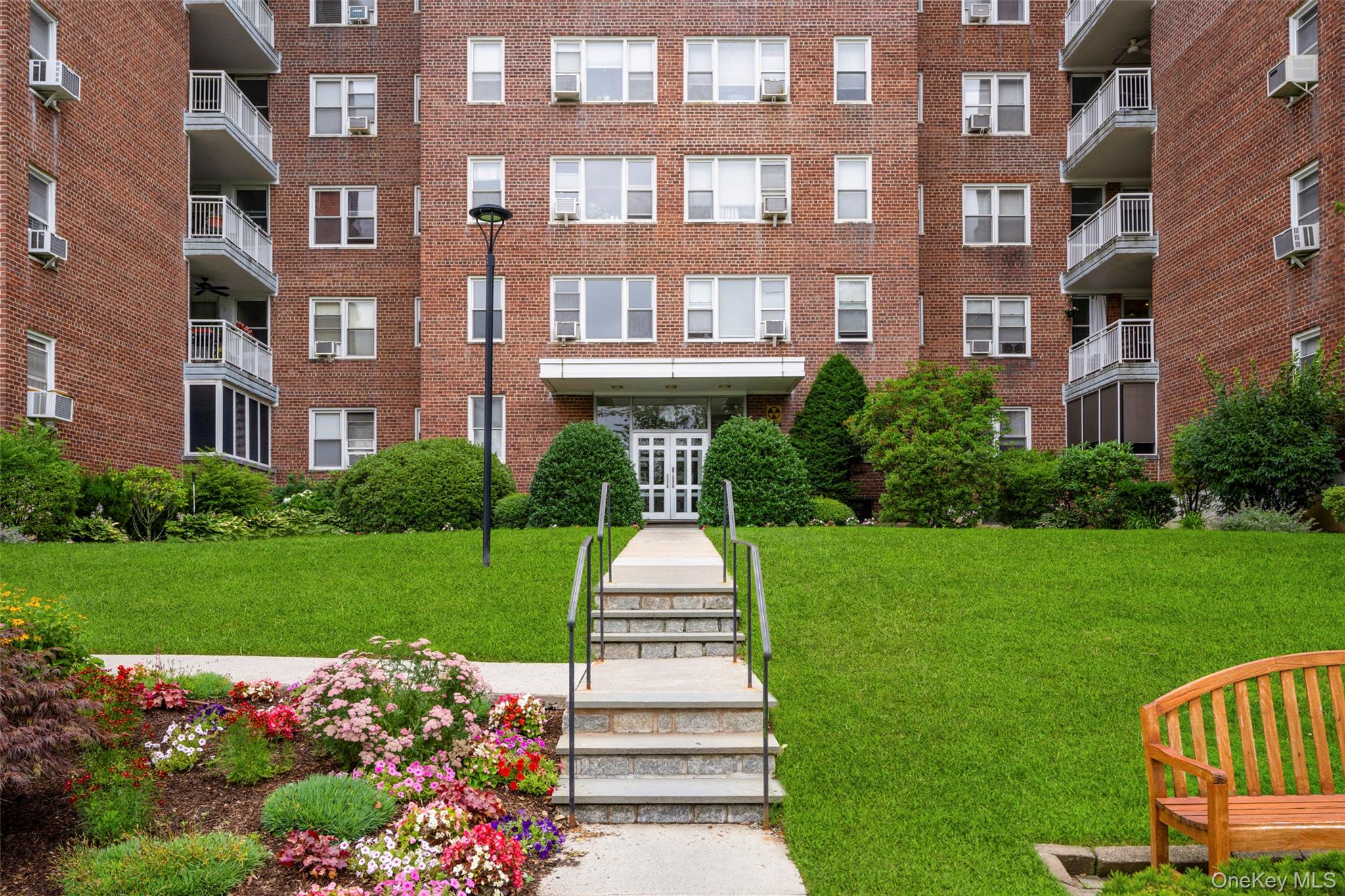1255 North Avenue, Apt B6P, New Rochelle, NY 10804