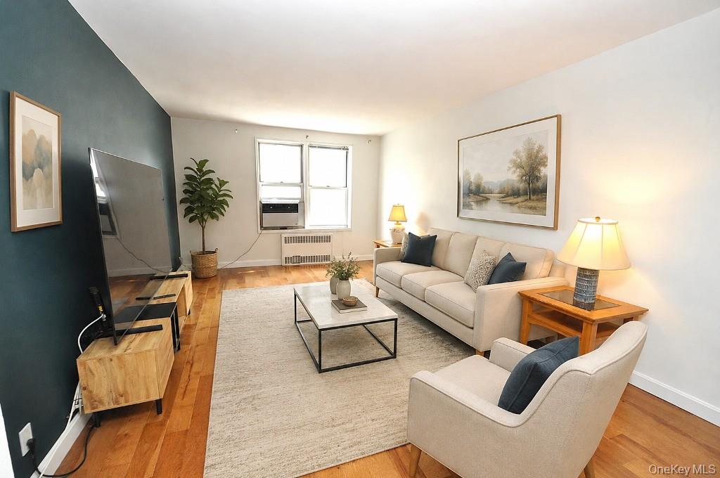 491 Riverdale Avenue, Apt 3-C, Yonkers, NY 10705