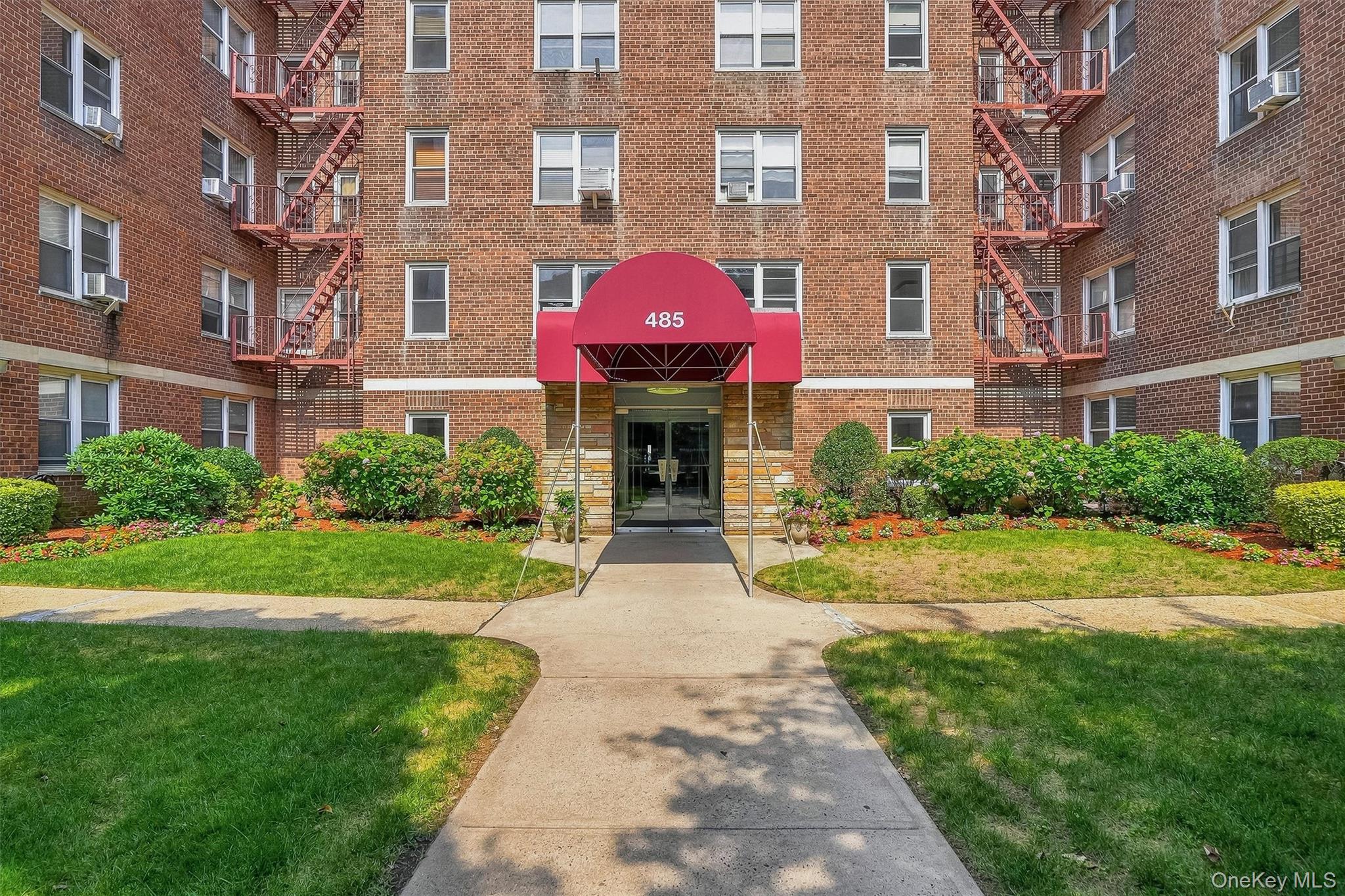 485 Bronx River Road, Apt A51, Yonkers, NY 10704