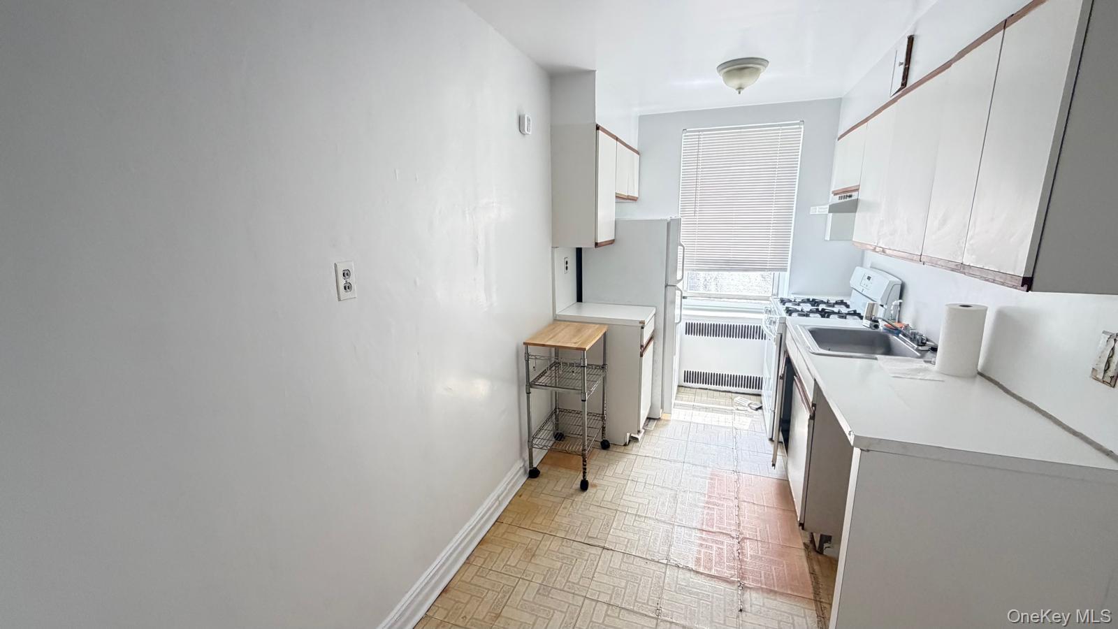 61-41 Saunders Street, Apt B67, Rego Park, NY 11374