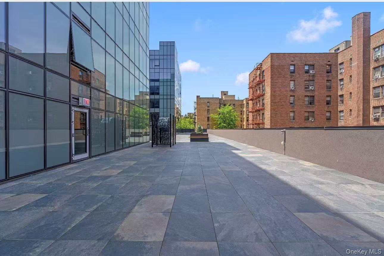 144-49 northern Boulevard, Apt 213, Flushing, NY 11354