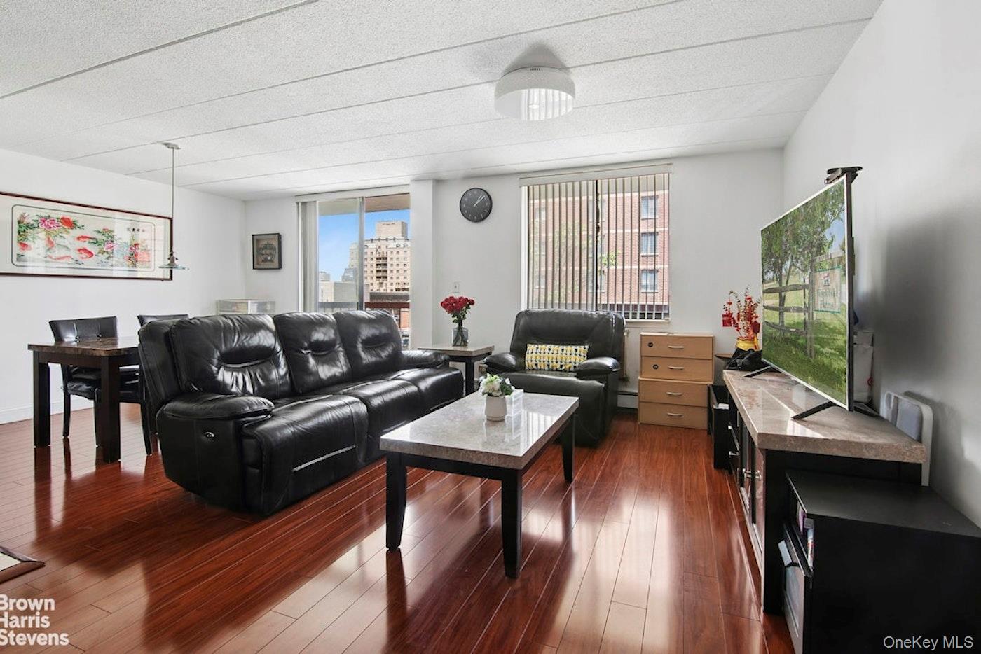 13624 Maple Avenue, Apt 3-D, Flushing, NY 11355