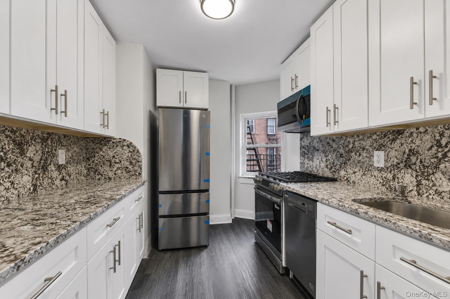 141-12 78th Avenue, Apt 3-H, Flushing, NY 11367