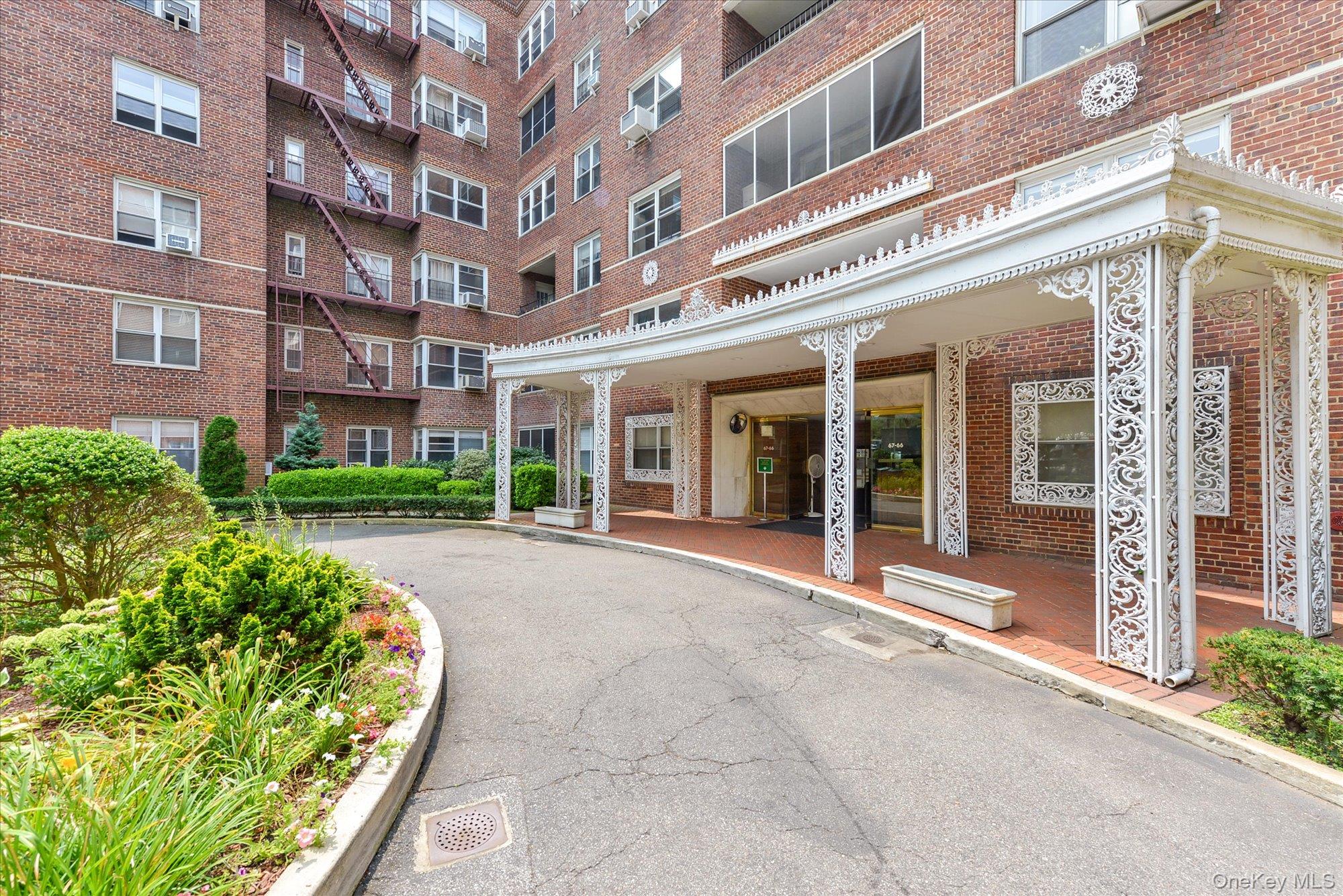 67-66 108th Street, Apt #C61, Forest Hills, NY 11375