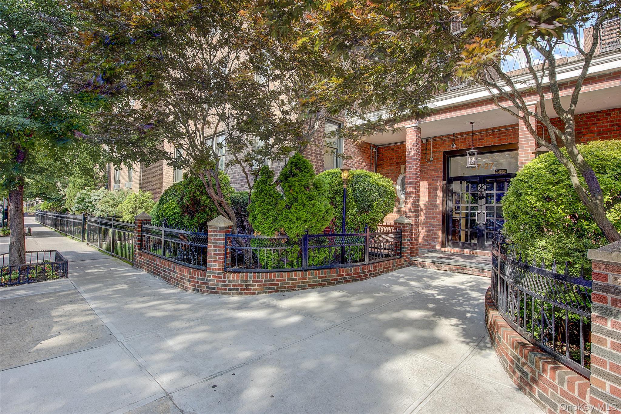 37-27 86th Street, Apt 5-S, Jackson Heights, NY 11372