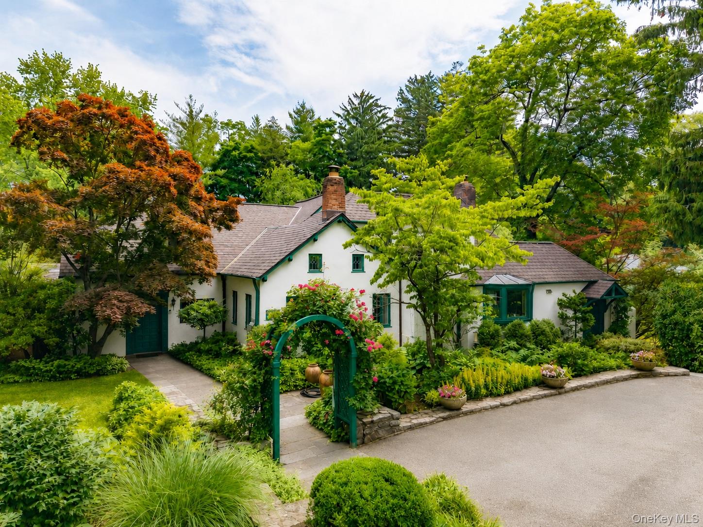 535 Woodlands Road, Harrison, NY 10528