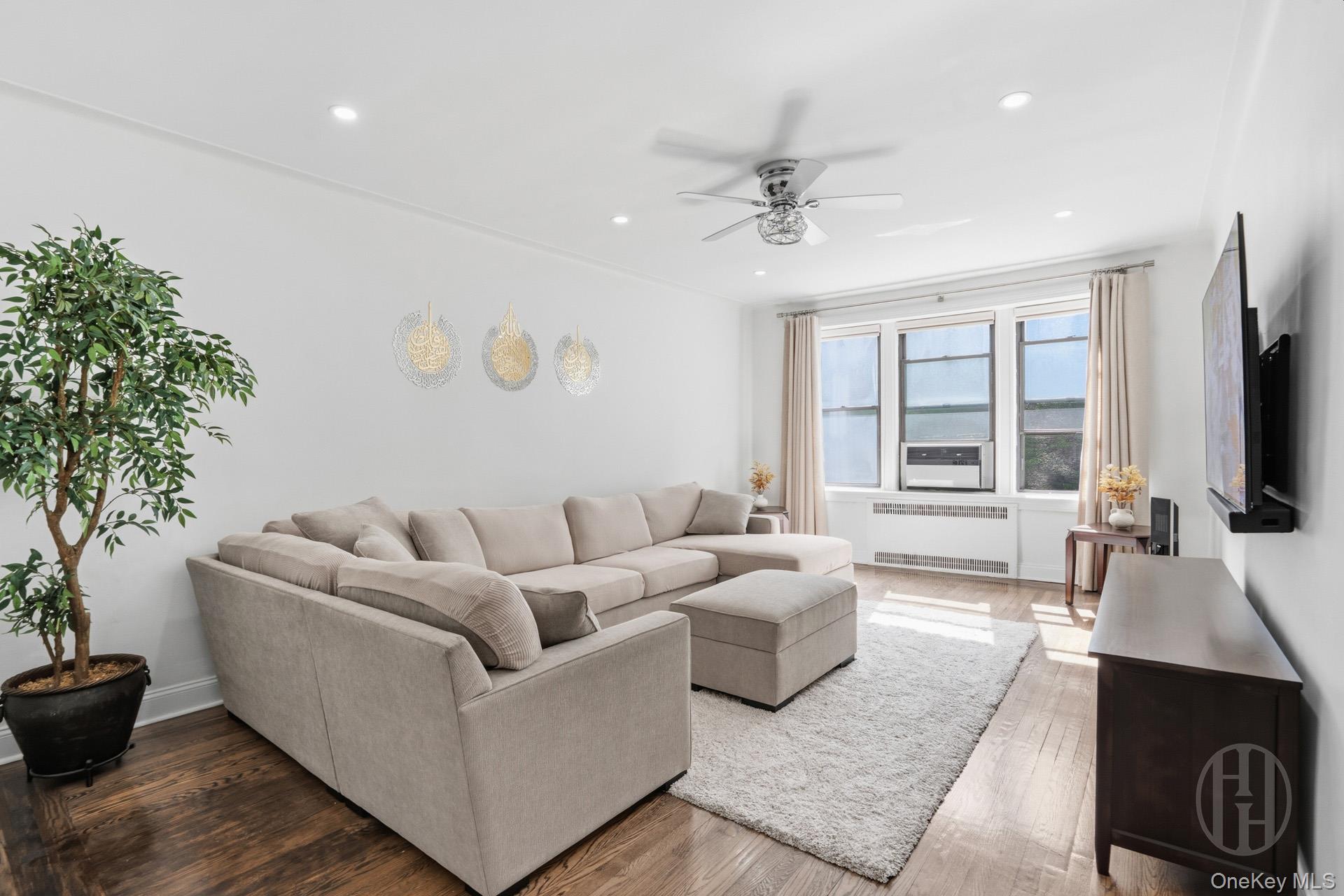 3545 81st Street, Apt B5, Jackson Heights, NY 11372