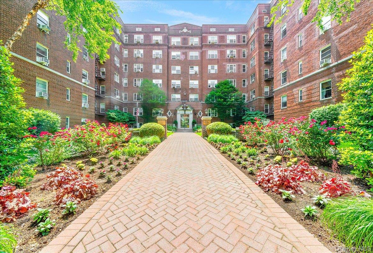 113-14 72nd Road, Apt 2-J, Forest Hills, NY 11375