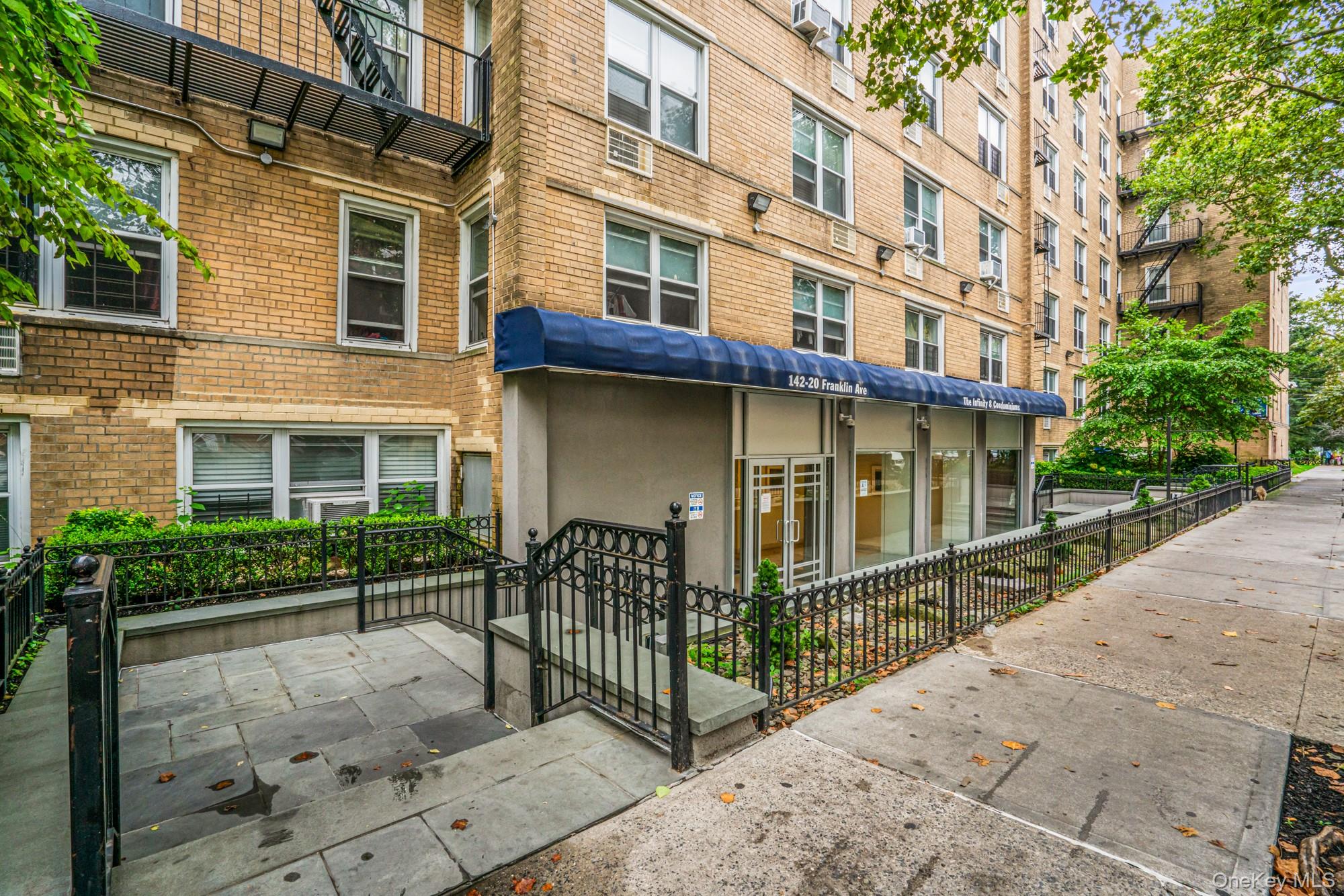 142-20 Franklin Avenue, Apt 2-G, Flushing, NY 11355