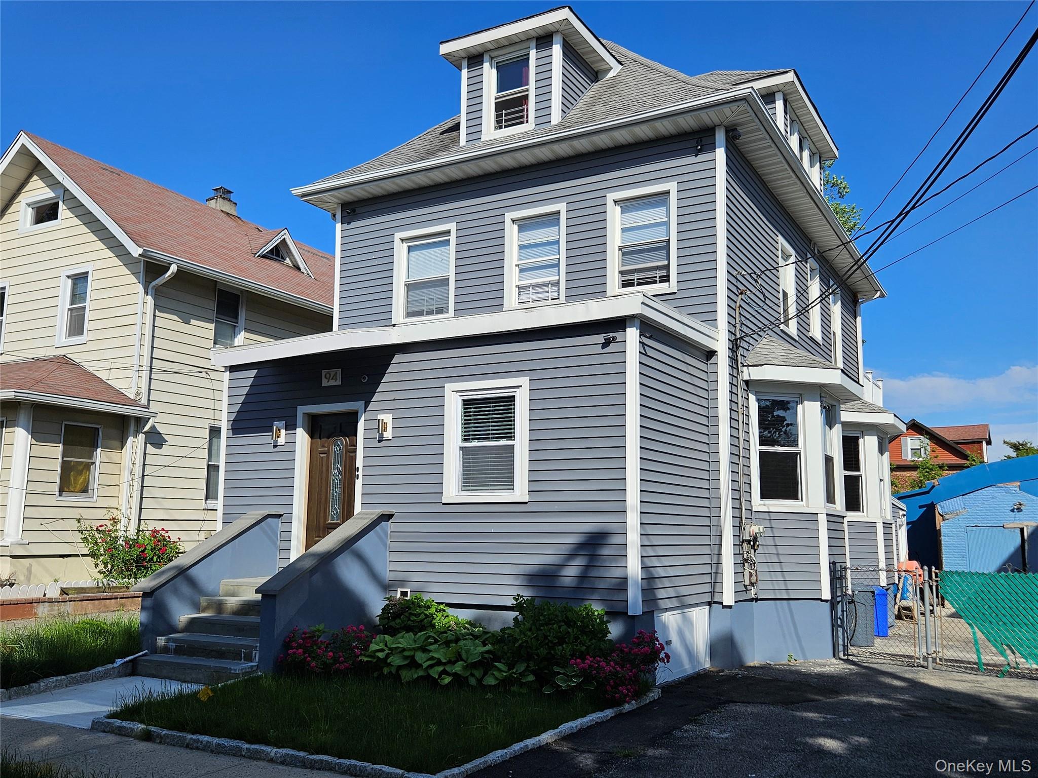 94 Briggs Avenue, Apt 1, Yonkers, NY 10701