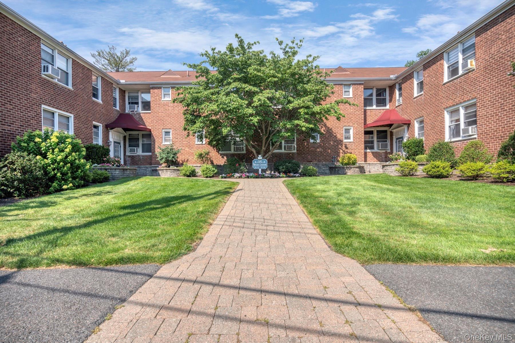15 Bryant Crescent, Apt 2-F, White Plains, NY 10605