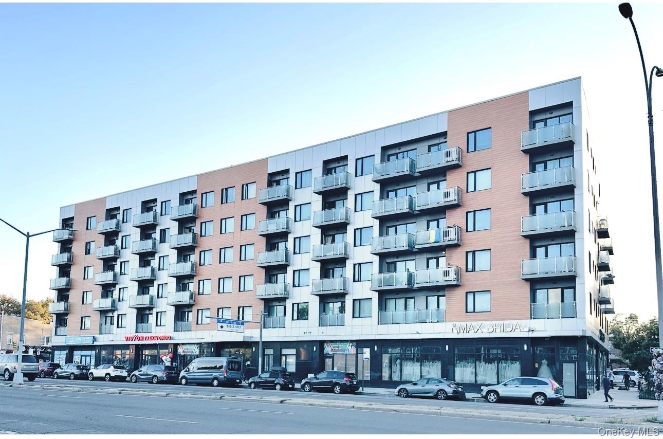 62-98 Woodhaven Boulevard, Apt 3-J, Rego Park, NY 11374