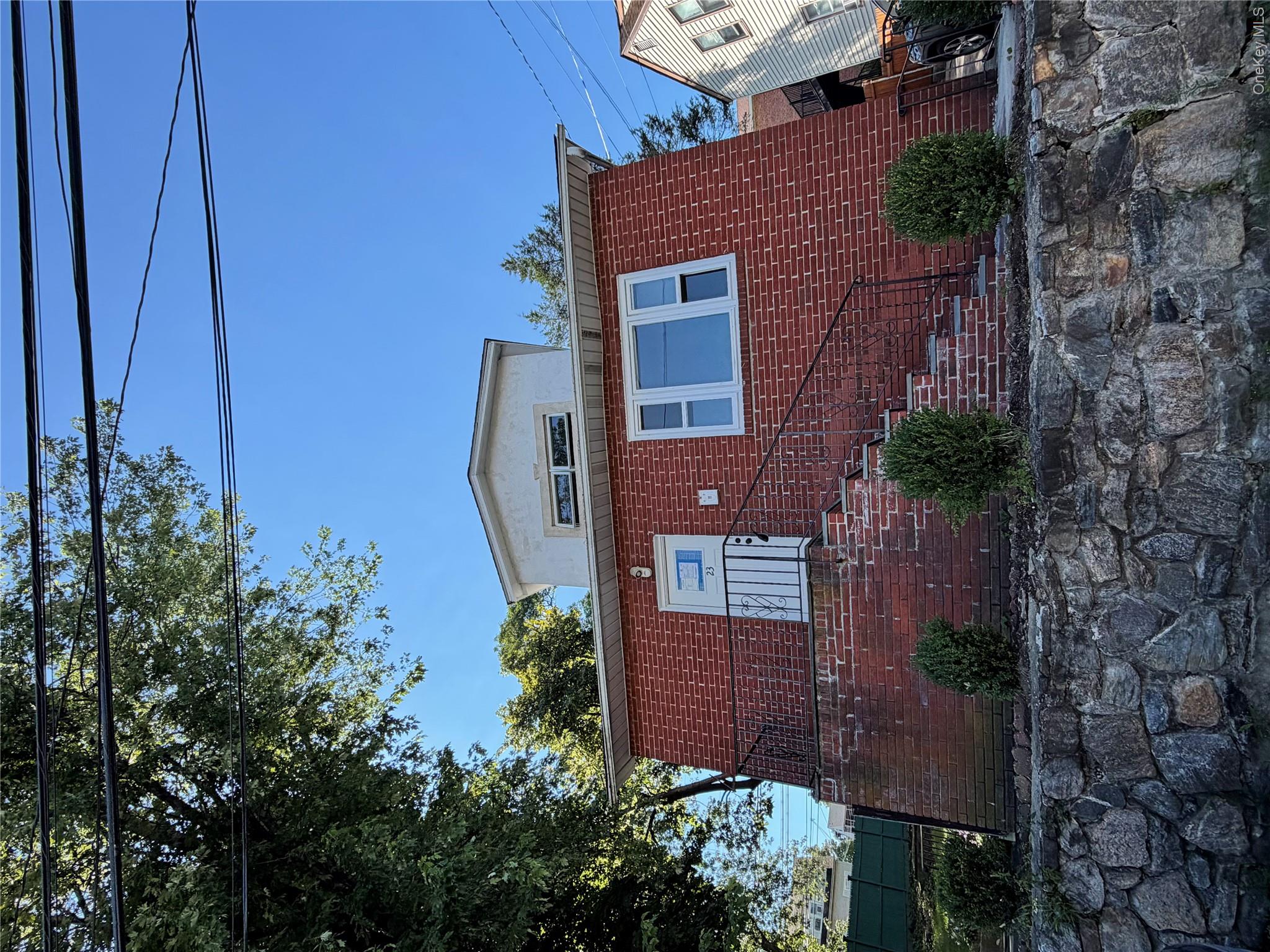 23 Mansion Avenue, Apt 2, Yonkers, NY 10704