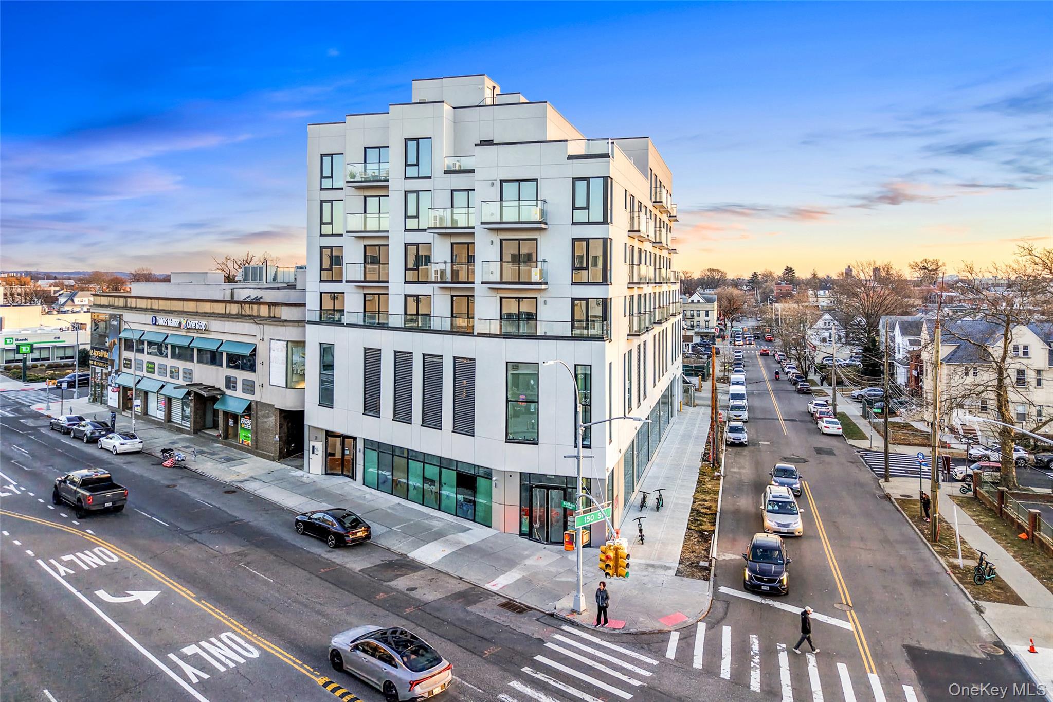 150-02 Northern Boulevard, Apt 4-J, Flushing, NY 11354