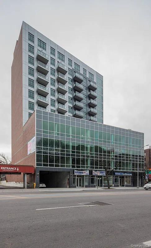 14126 Northern Boulevard, Apt 4-D, Flushing, NY 11354