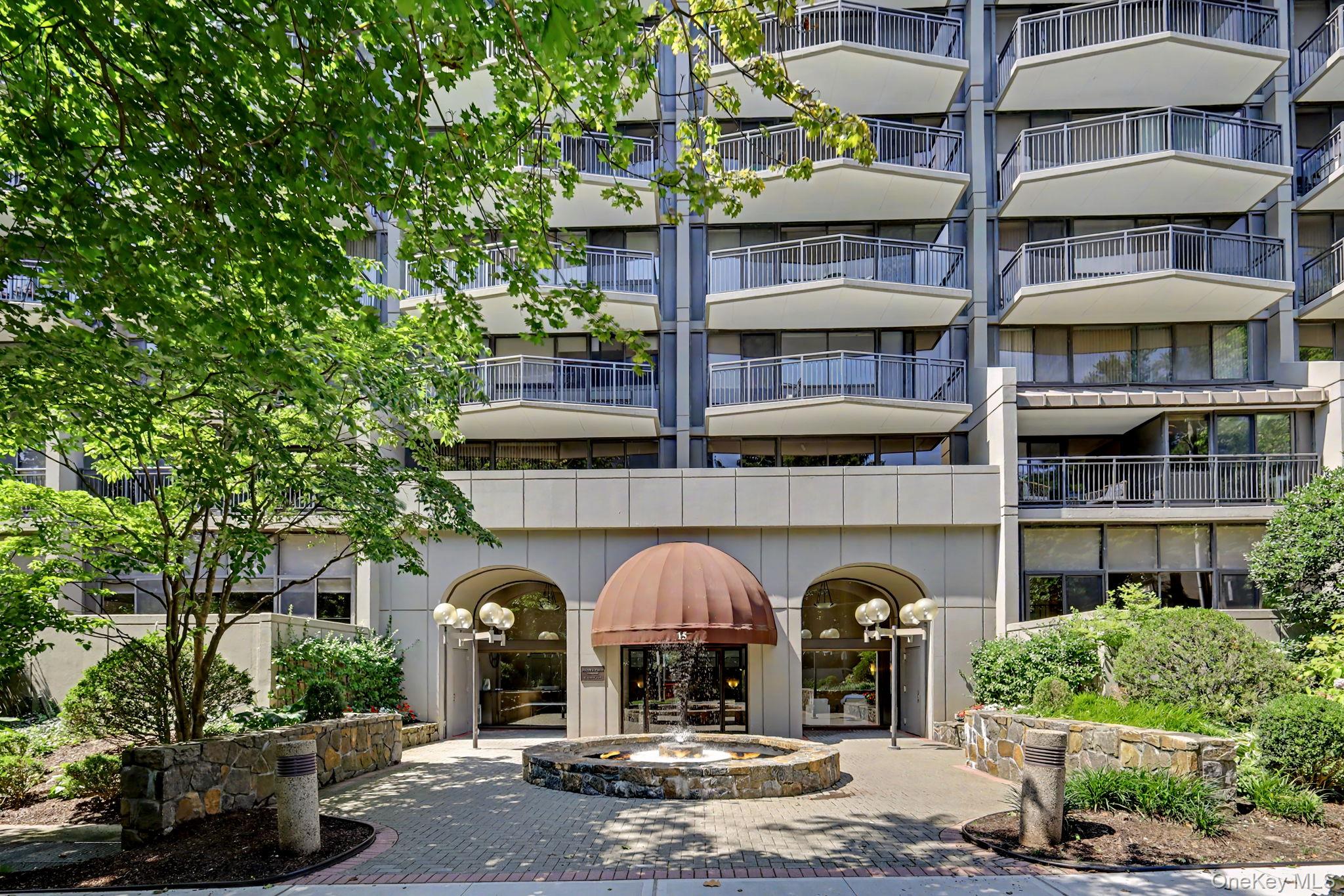 15 Stewart Place, Apt 1-S, White Plains, NY 10603