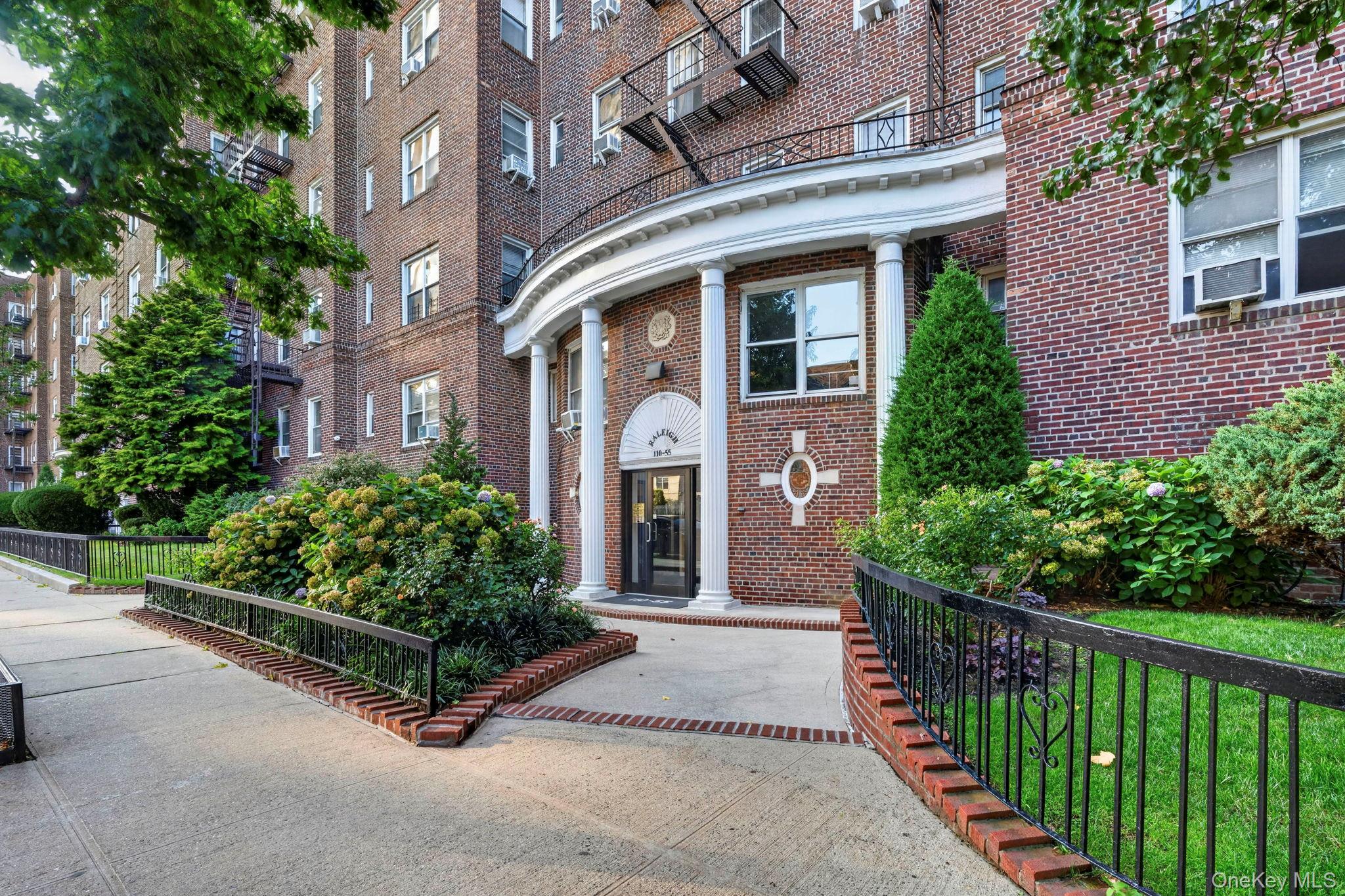 110-55 72nd Road, Apt 507, Forest Hills, NY 11375