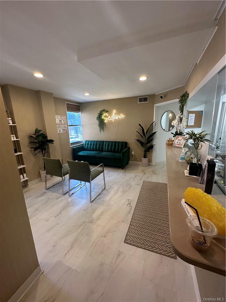 56 Doyer Avenue, Apt 1E & 1F, White Plains, NY 10605
