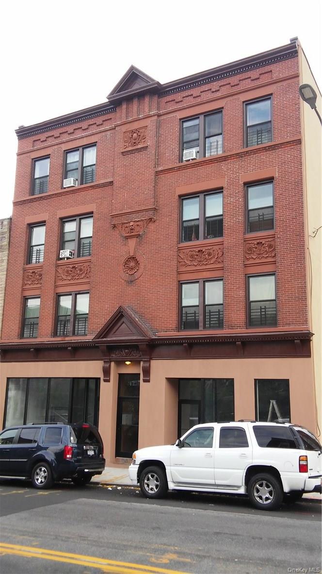 168 Ashburton Avenue, Yonkers, NY 10701