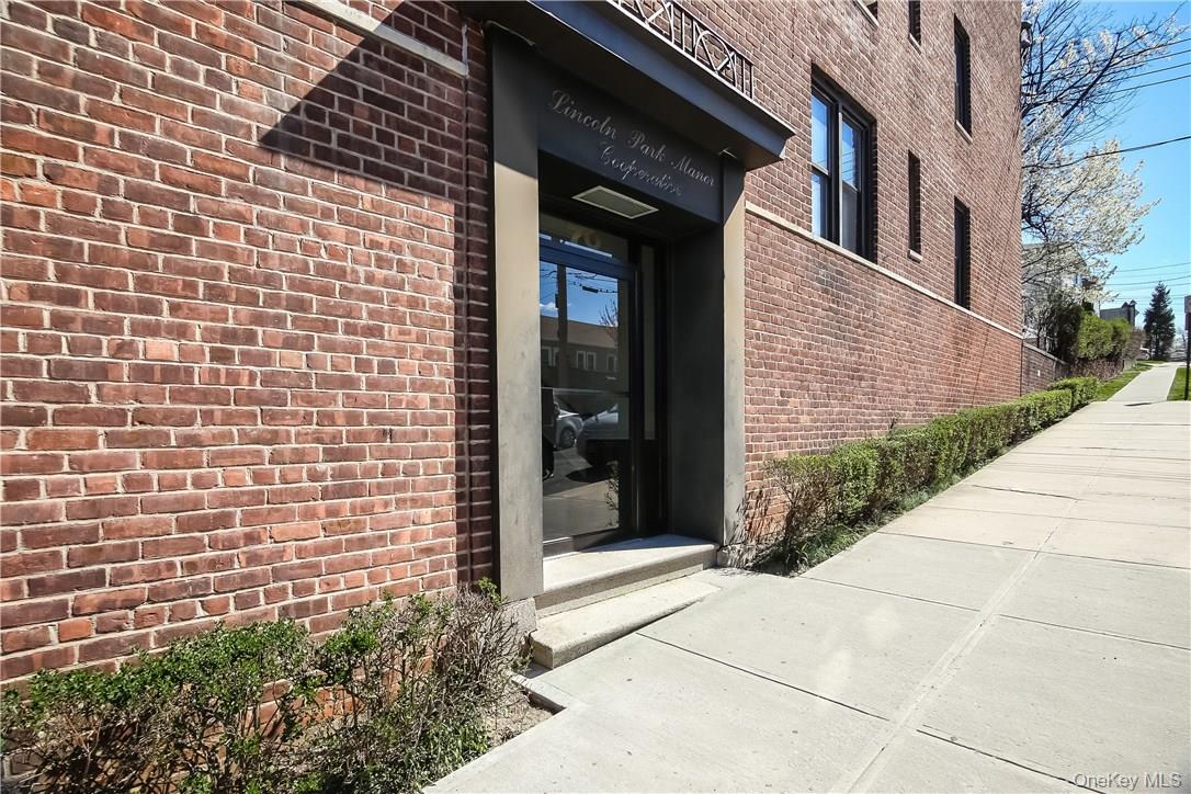 70 Sherman Avenue, Apt 1-K, Yonkers, NY 10705