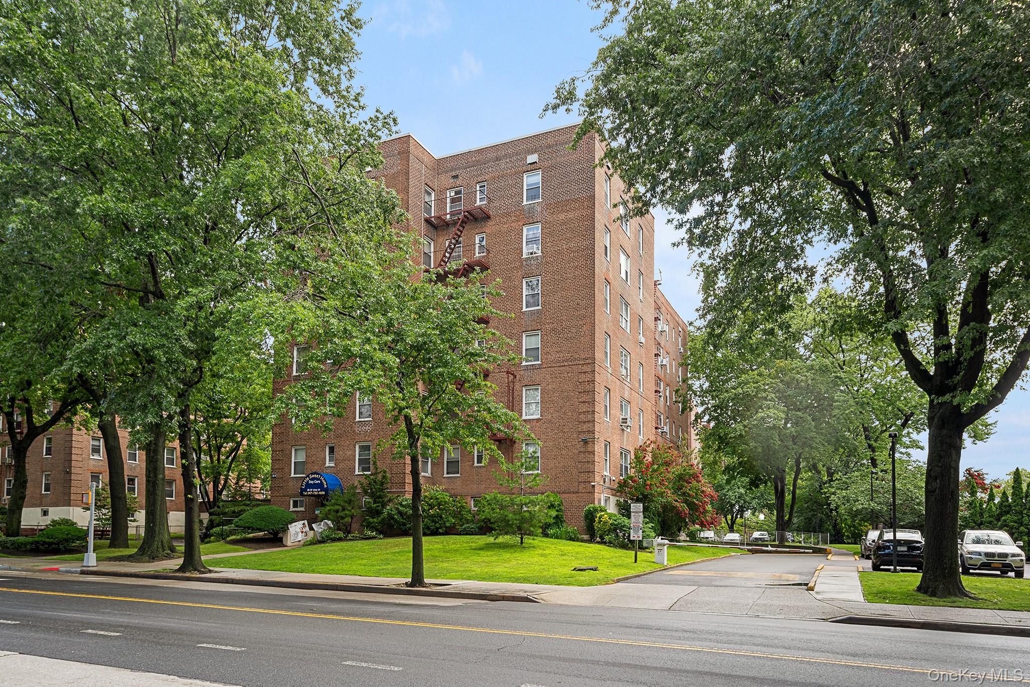 28-01 Union Street, Apt 5-F, Flushing, NY 11354