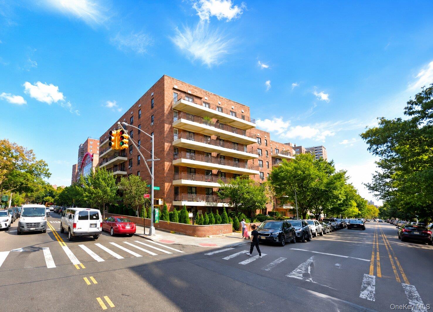 13710 Franklin Avenue, Apt 411, Flushing, NY 11355