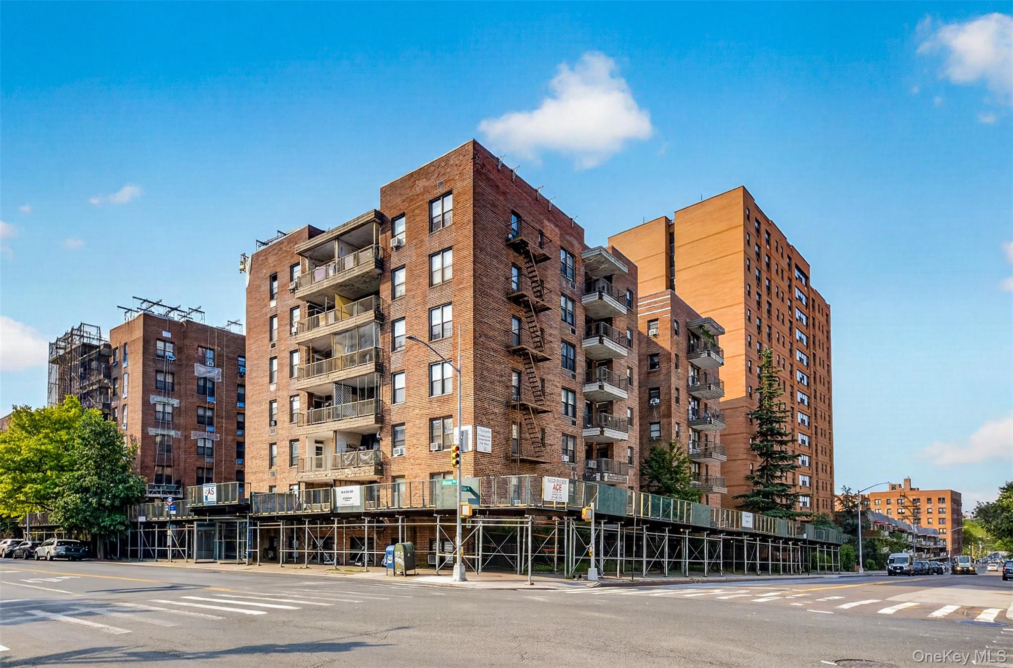 138-70 Elder Avenue, Apt 3-L, Flushing, NY 11355