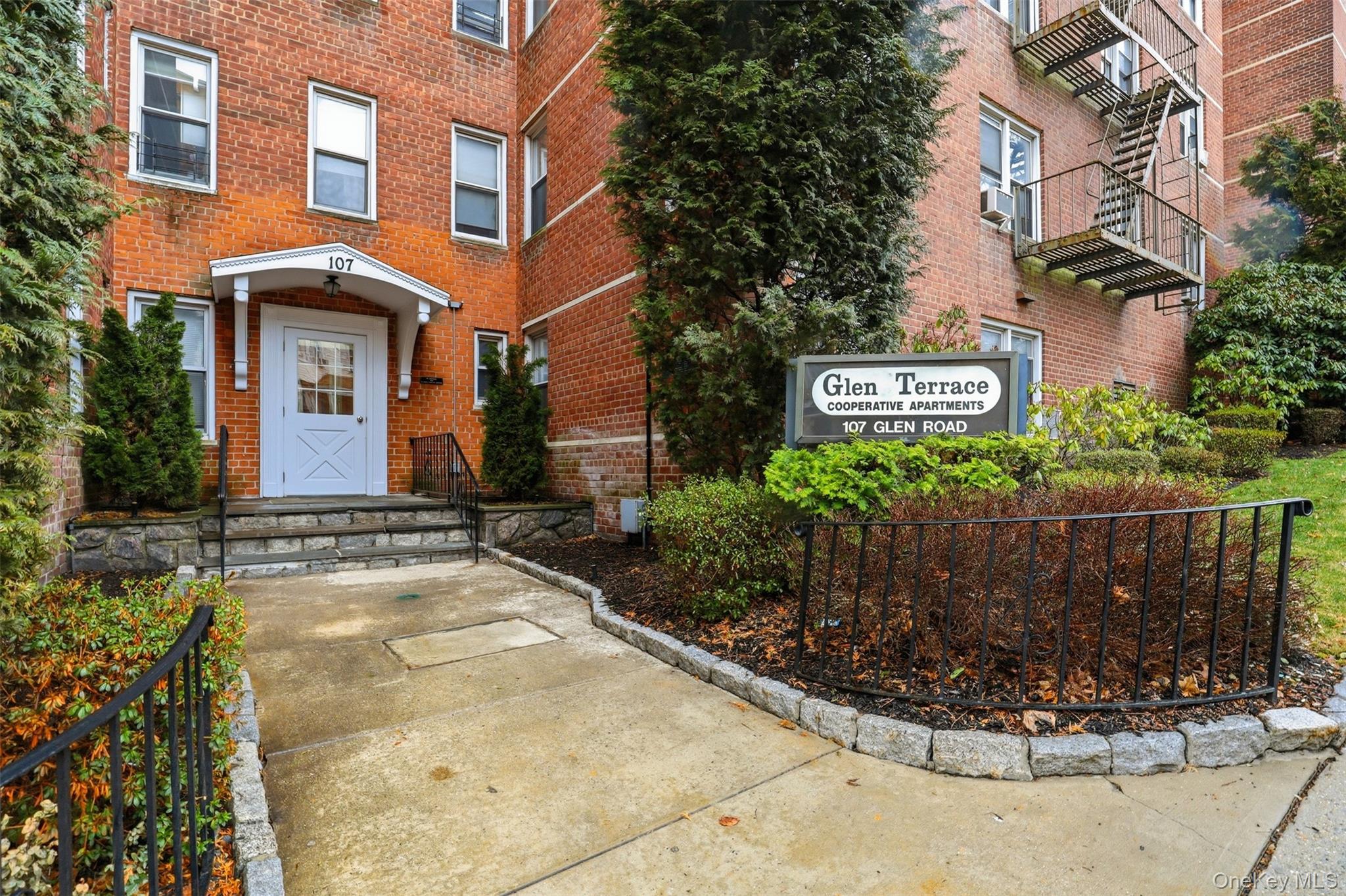 107 Glen Road, Apt 6-D, Yonkers, NY 10704
