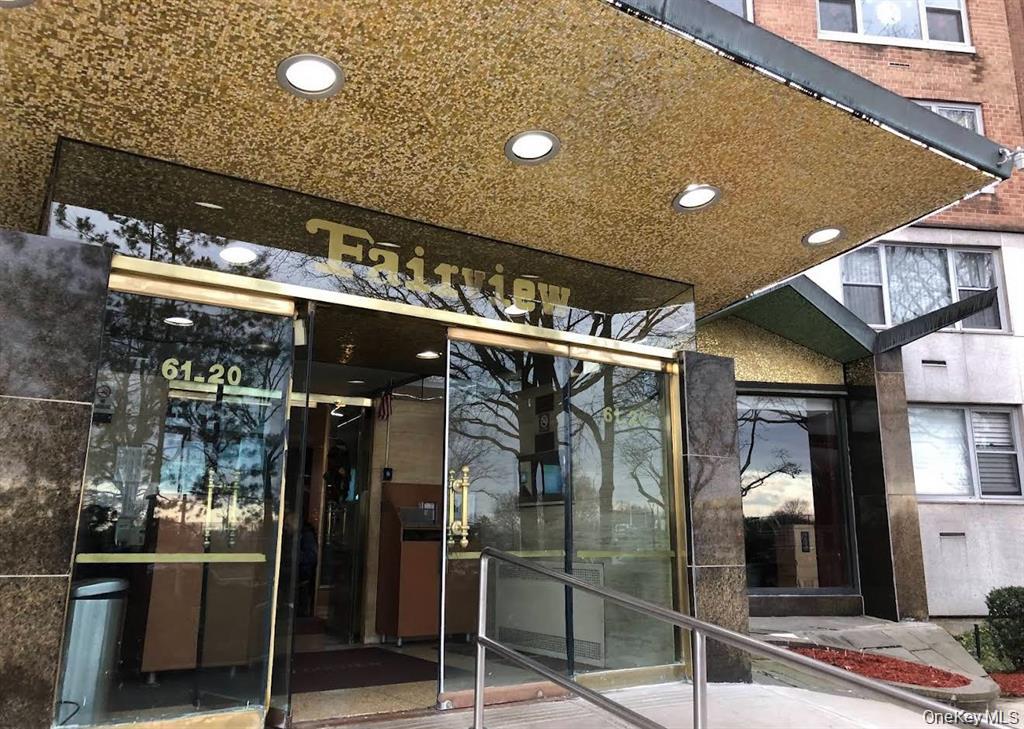 61-20 Grand Central Parkway, Apt A 1205, Forest Hills, NY 11375