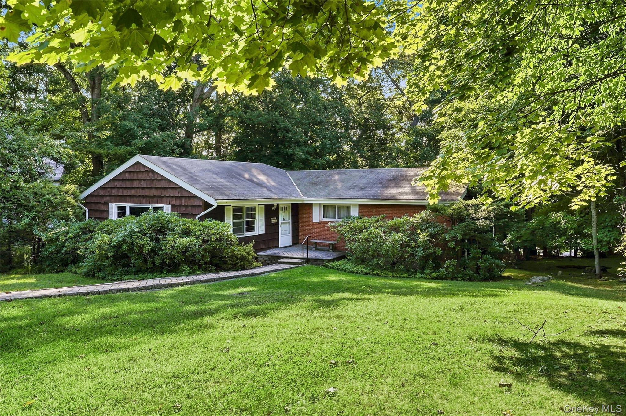 7 Overhill Road, New Rochelle, NY 10804
