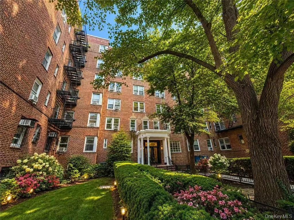 8511 34th Avenue, Apt 3-H, Jackson Heights, NY 11372