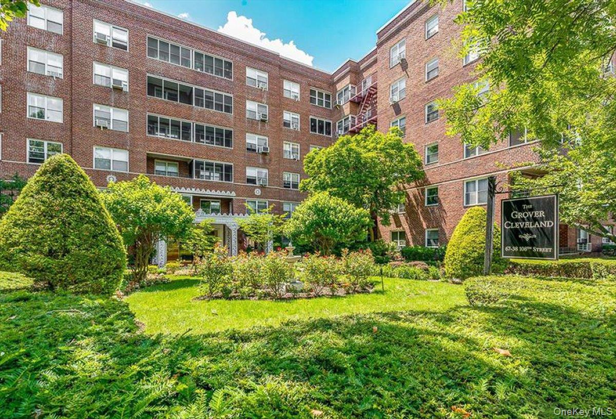 67-38 108th Street, Apt C/34, Forest Hills, NY 11375