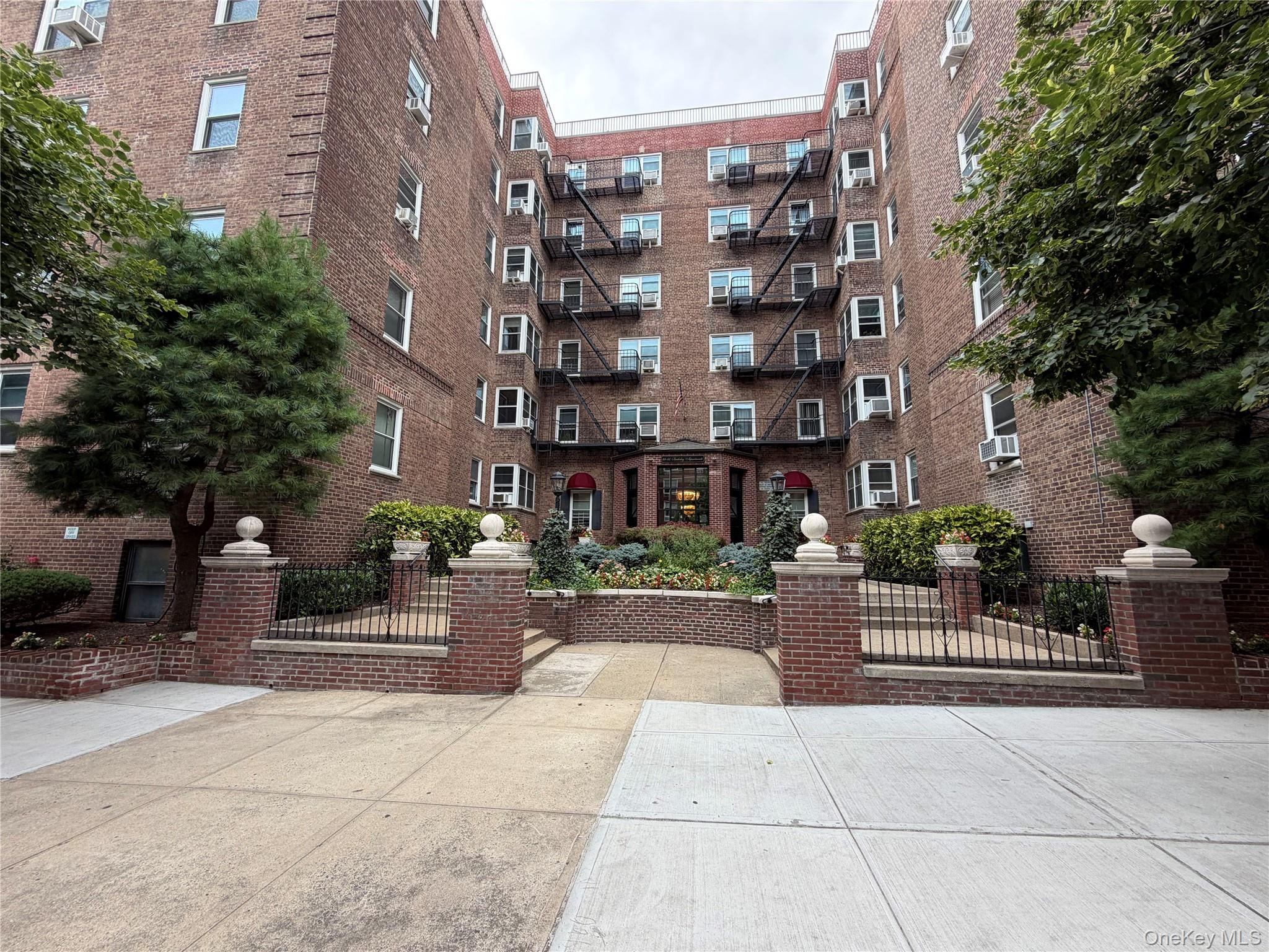 99-45 67th Road, Apt 108, Forest Hills, NY 11375