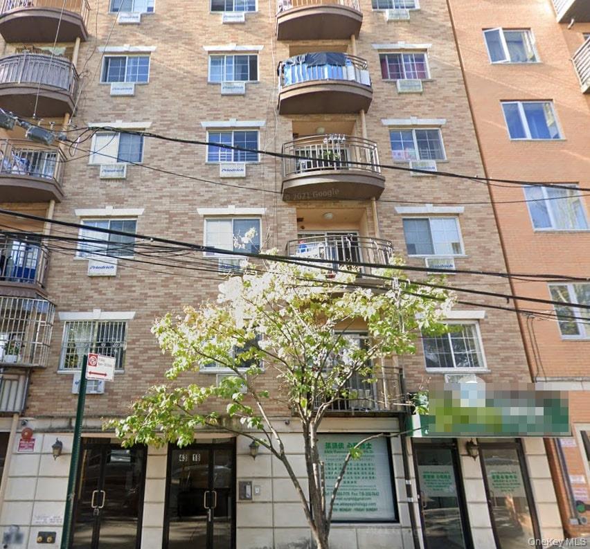43-18 Robinson Street, Apt 7-C, Flushing, NY 11355