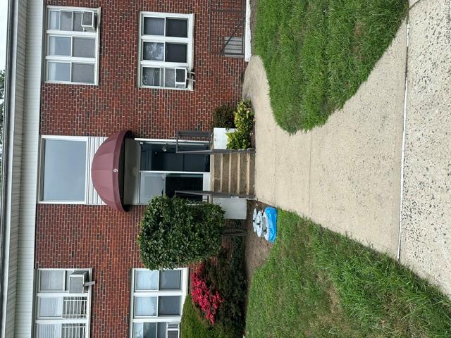 9 Stokes Road, Apt 2-B, Yonkers, NY 10710