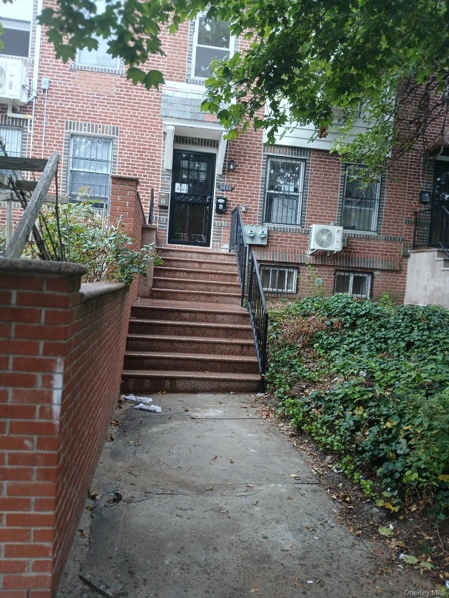 6635 Booth Street, Apt 3, Rego Park, NY 11374