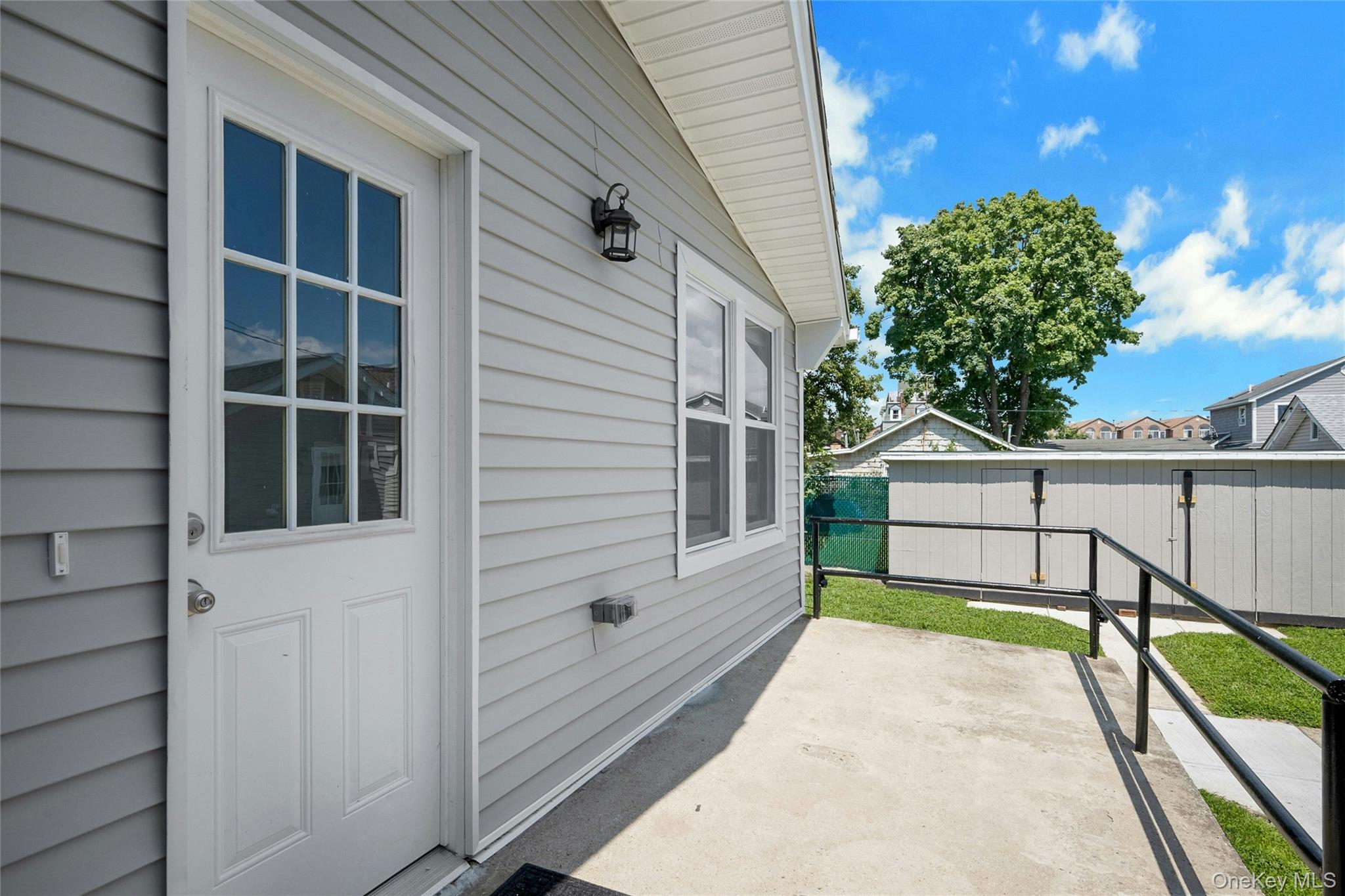 512 Minnieford Avenue, photo 3