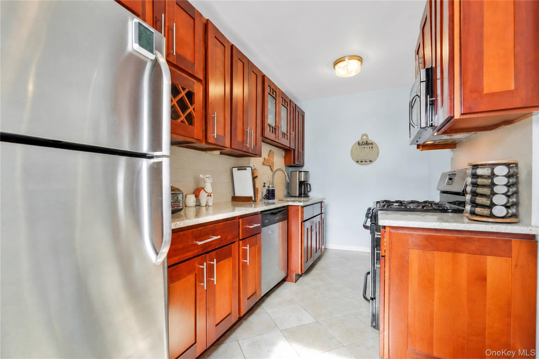 67-35 Yellowstone Boulevard, Apt 4-P, Forest Hills, NY 11375