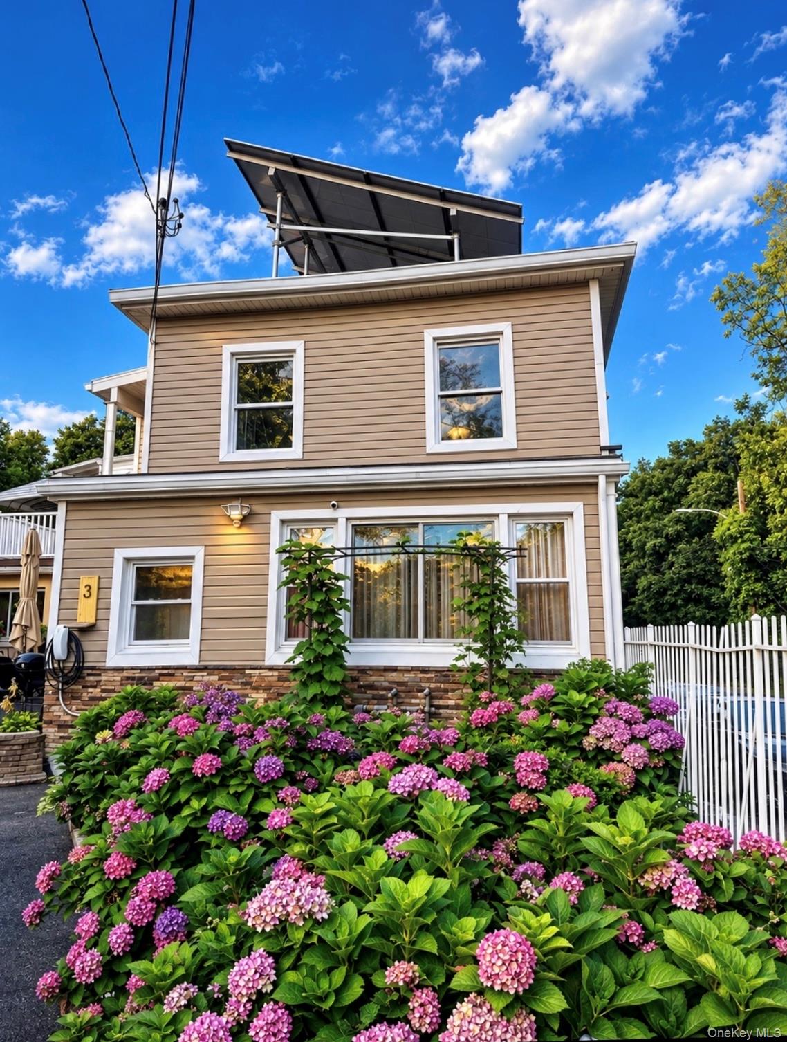 3 Carlisle Place, Apt 2, Yonkers, NY 10701