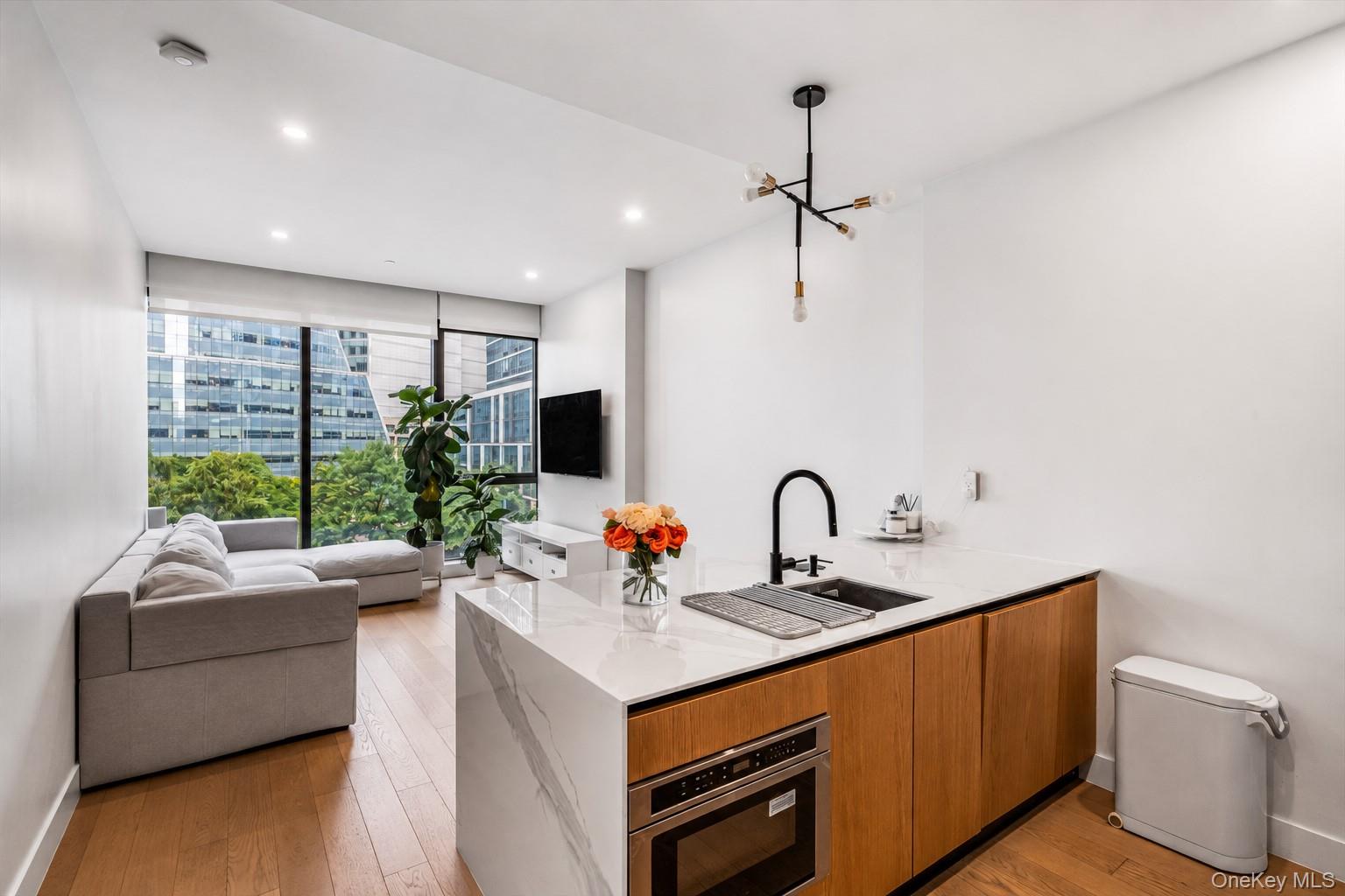 4507 Court Square, Apt 4-B, Long Island City, NY 11101