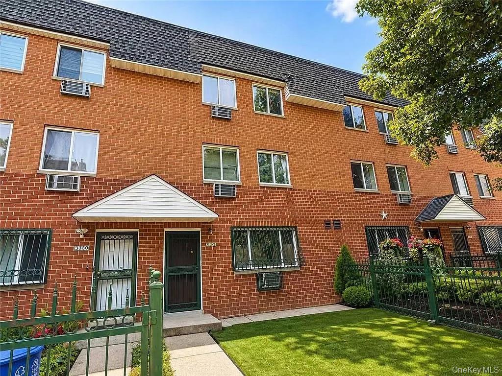 3328 14th Street, Astoria, NY 11106