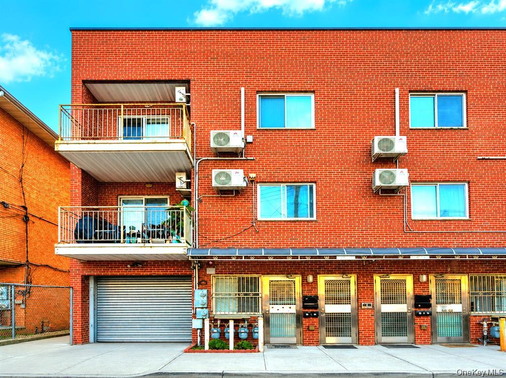 4210 164th Street, Flushing, NY 11358