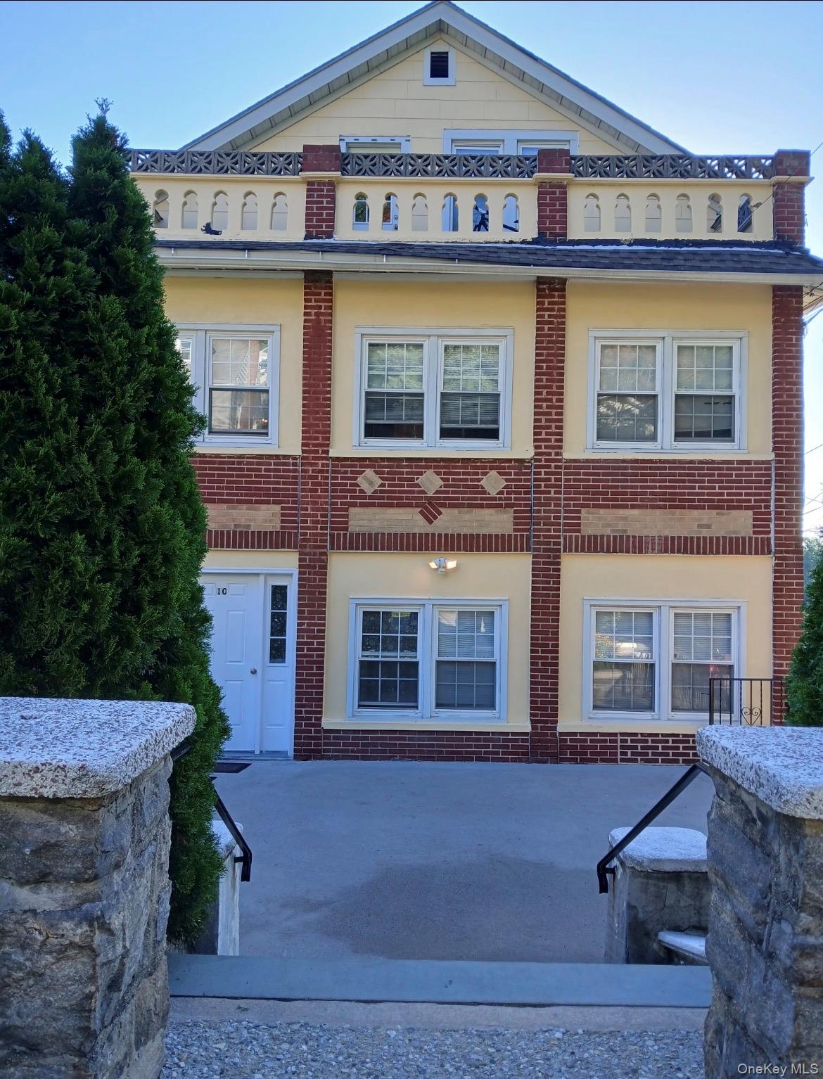 10 Hillbright Terrace, Yonkers, NY 10703
