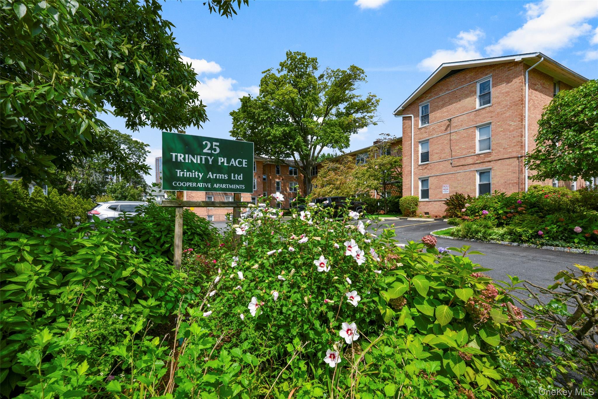 25 Trinity Place, Apt 3-K, New Rochelle, NY 10805