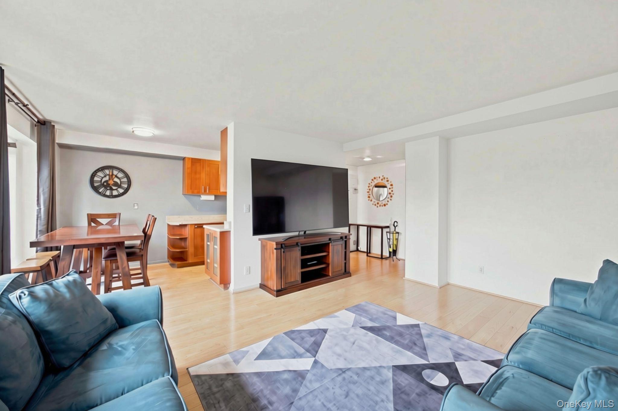 33-65 14th Street, Apt 5-A, Astoria, NY 11106