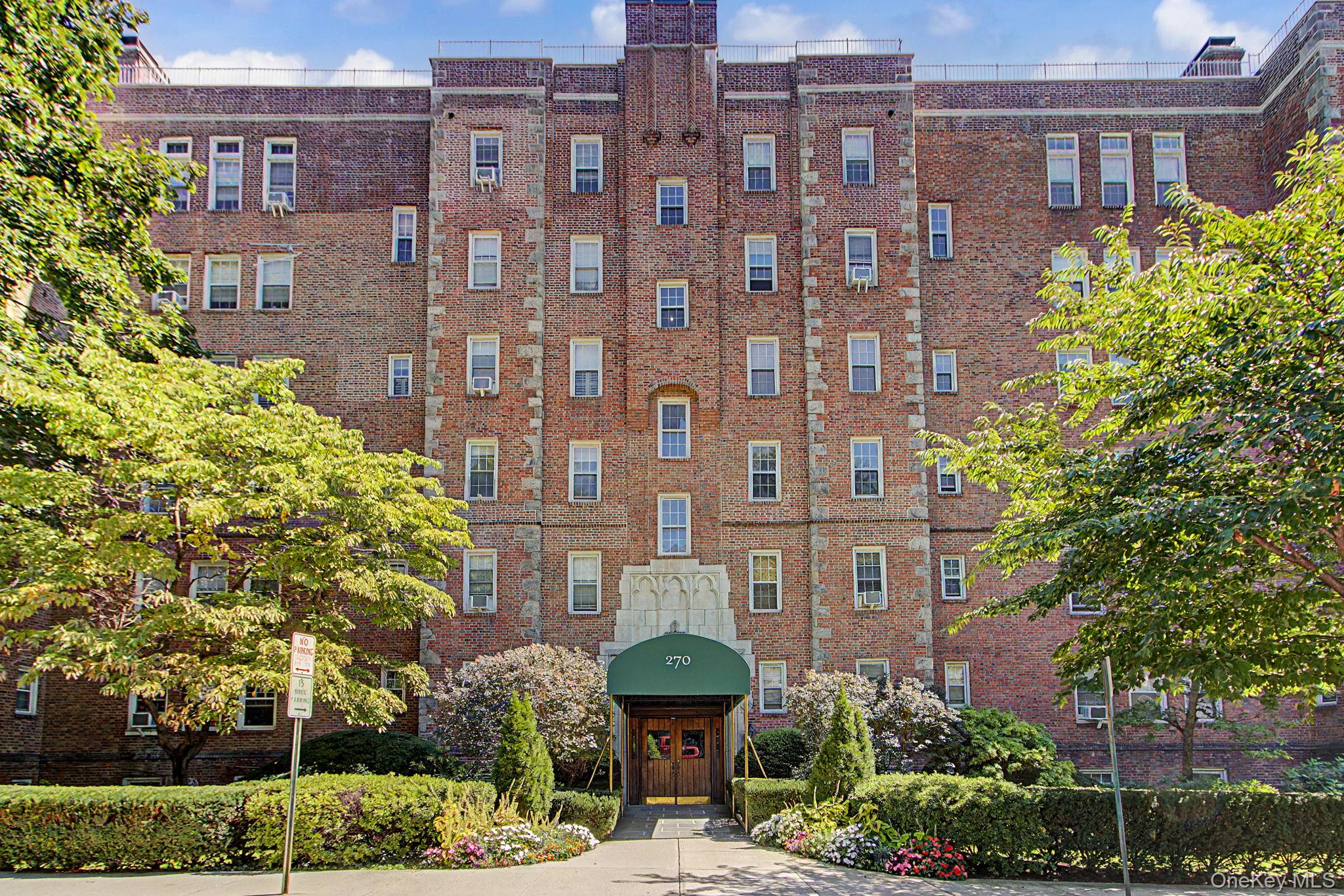 270 Bronxville Road, Apt B3, Yonkers, NY 10708