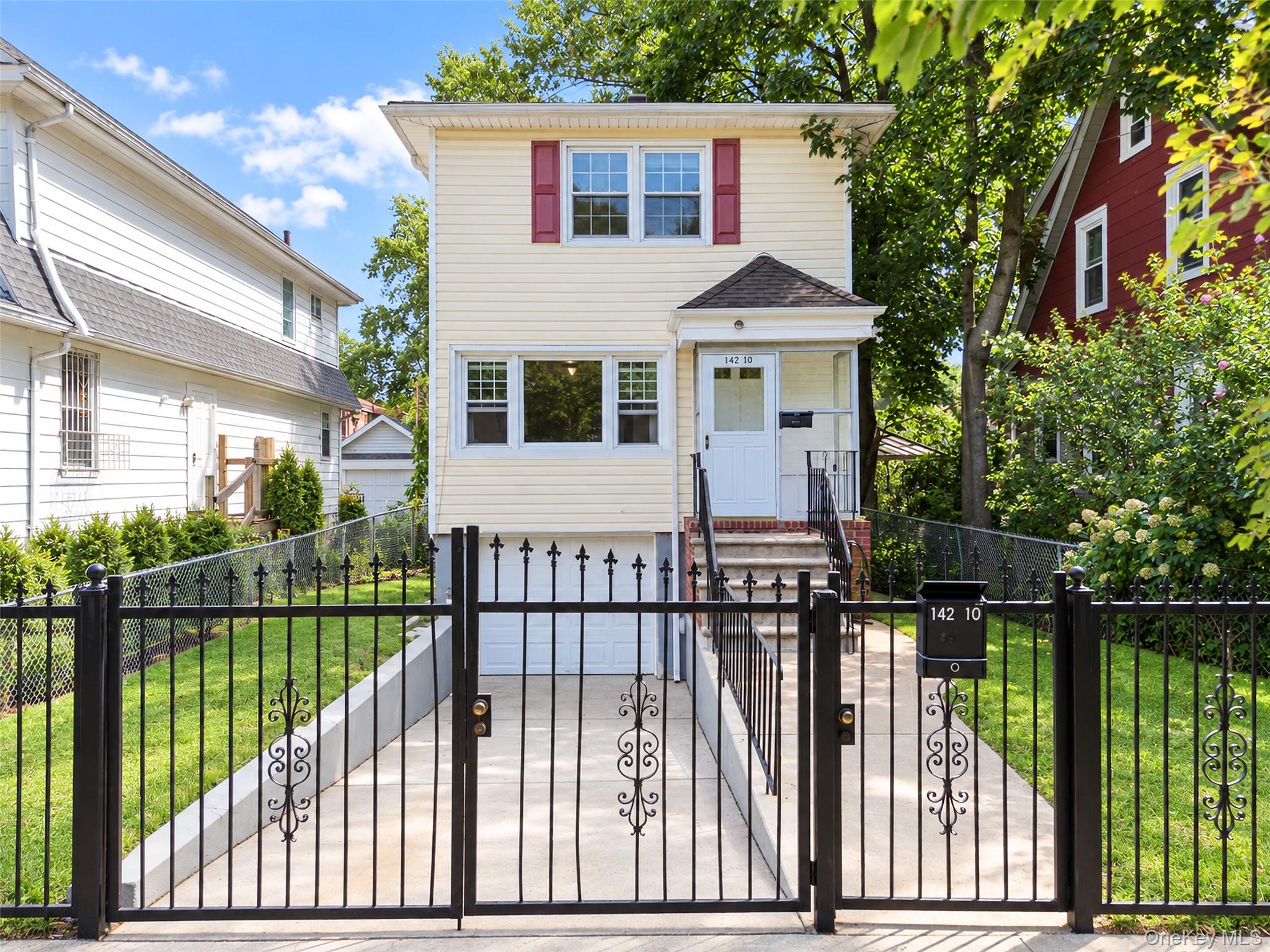 142-10 Oak Avenue, Flushing, NY 11355